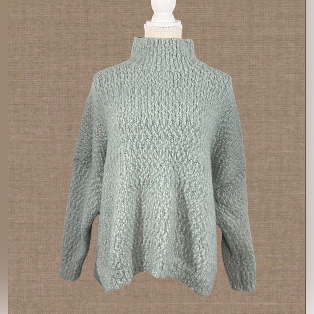 Dreamers drop sleeve oversized sweater in mint green.